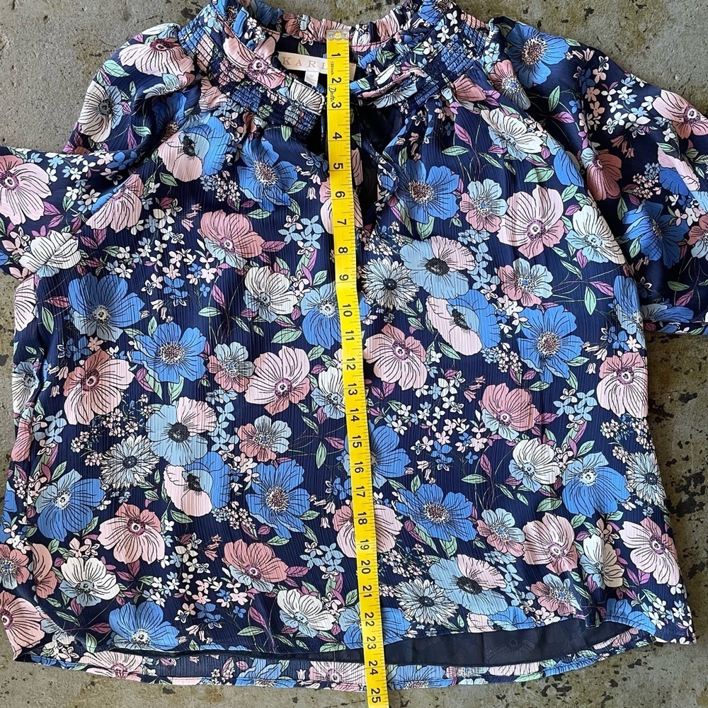 Karlie Jardin Keyhole Neck Blouse in Indigo and Pink Floral Print Size Medium - Picture 5 of 8